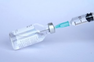 Filling vaccine to syringe
