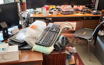 desk clutter